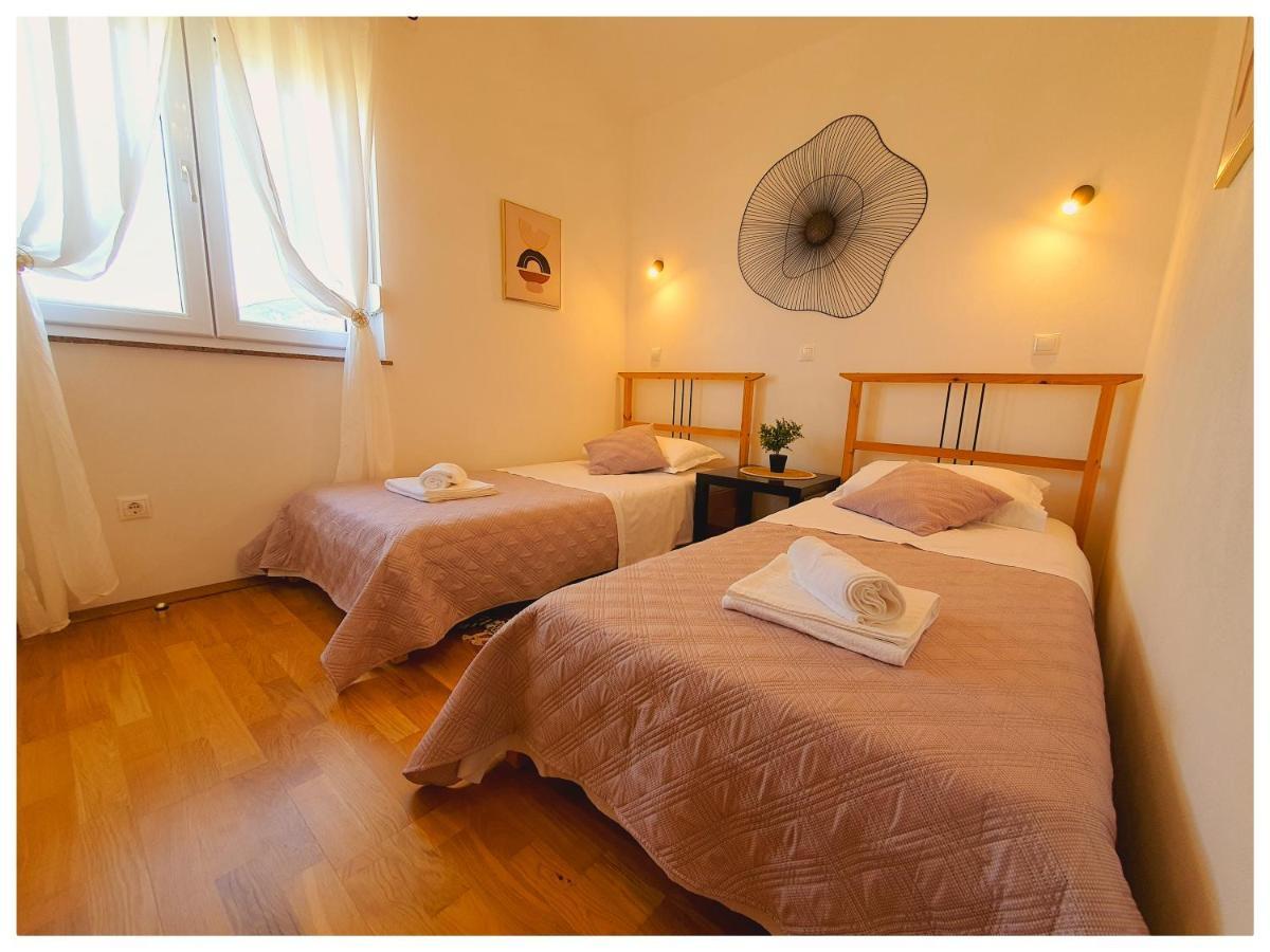 Apartman Mila Barbat na Rabu Esterno foto